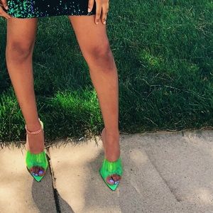 New Chic Kim Kardashian style heels